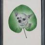 Original miniature drawing of a puppy, made on a natural tree leaf.
This specific work is done on a leaf of the tree "Cercis siliquastrum", also called "Tree of love".
Framed in a modern style, in aluminum and a glass that protects the drawing.