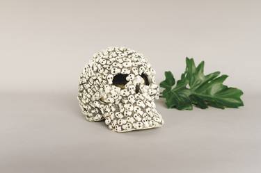 Tzompantli Skull by Omar Hernández thumb