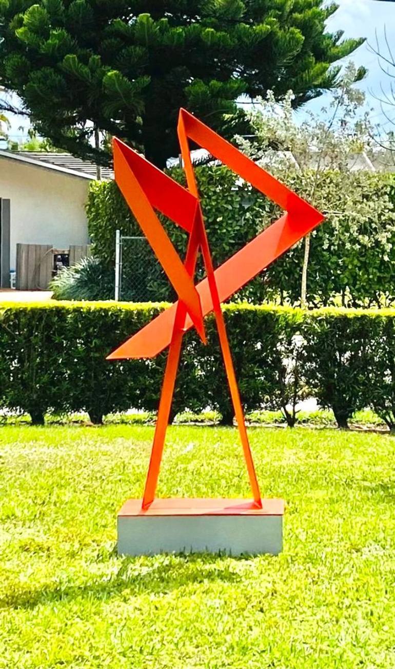 Original Abstract Sculpture by Luis Kaiulani