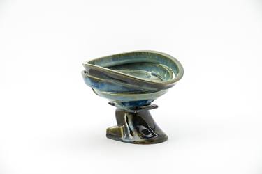 Sculptural bowl by Otar Sharabidze thumb