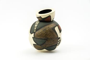 vase spherical by Otar Sharabidze thumb