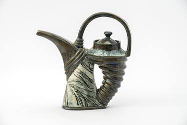 Sculptural teapot by Otar Sharabidze thumb