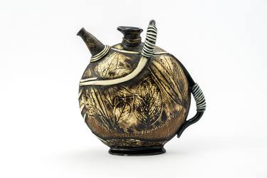 Sculptural pitcher by Otar Sharabidze thumb