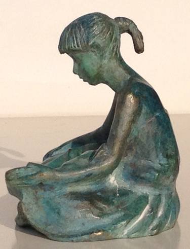Original Figurative Women Sculpture by Paola Majerna