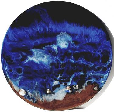 Resin Art Round Abstract Seascape Ocean Blue Black White Waves thumb