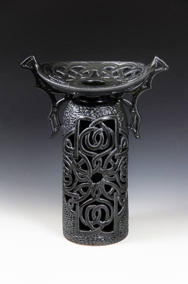 Celtic cross vase thumb