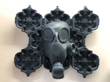Gas mask pattern thumb