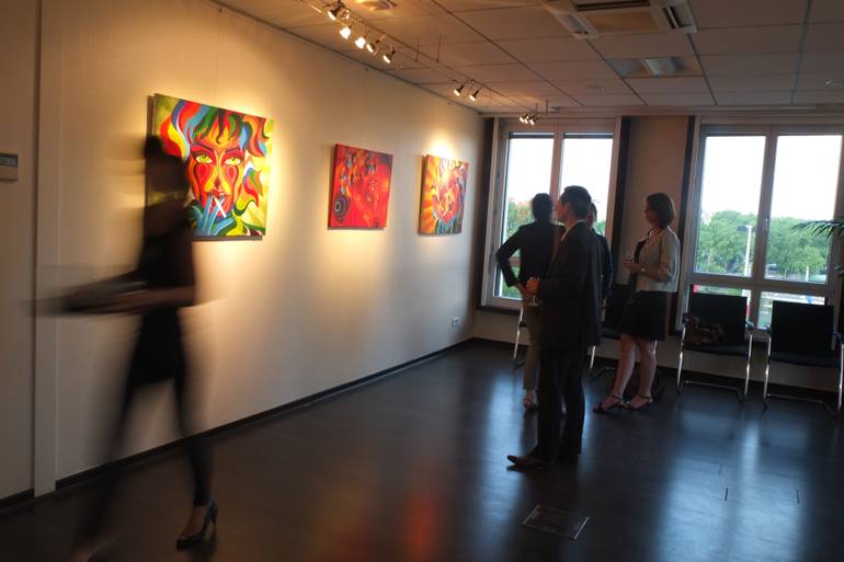 Original Figurative Women Painting by Luc Oba