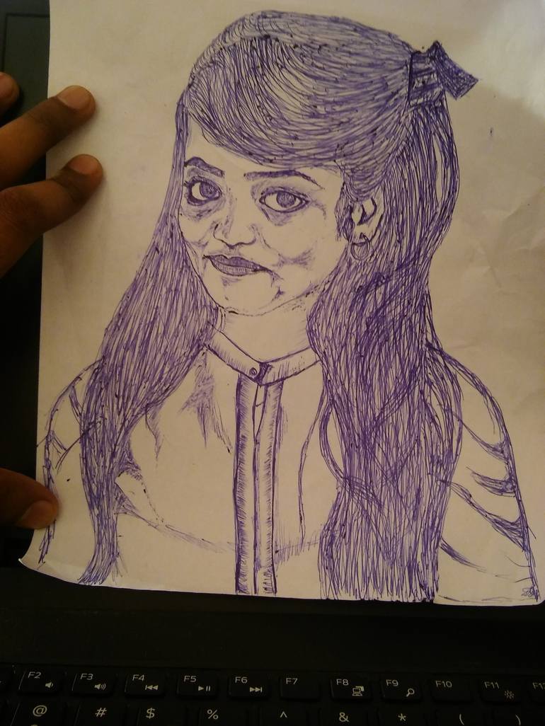 pretty girl drawing