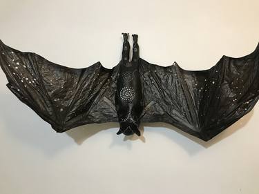 Bat sculpture thumb
