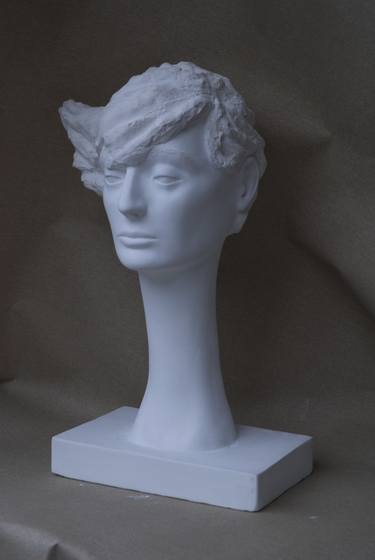 Original Figurative Women Sculpture by Branka Moser
