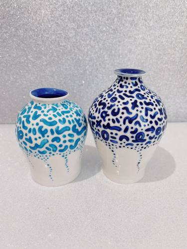Small Blue Bud Vase Set thumb