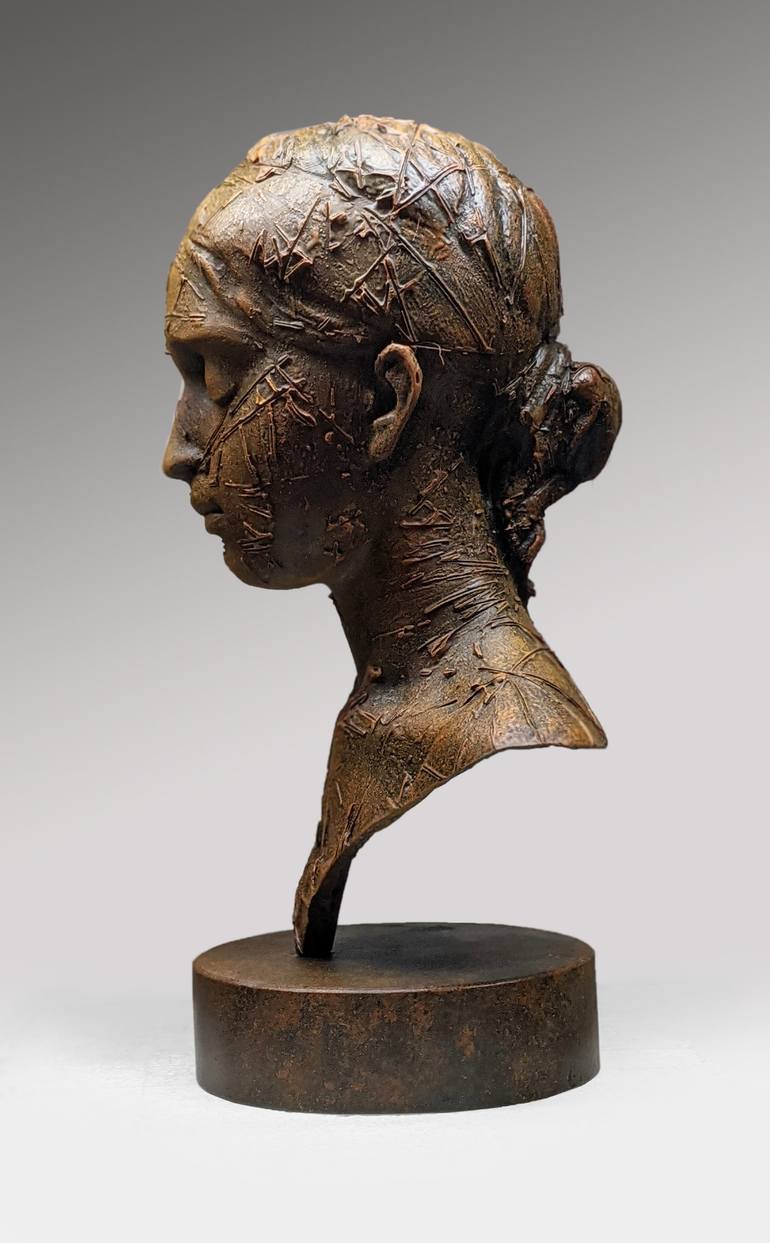 Original Figurative Women Sculpture by Roman Rabyk