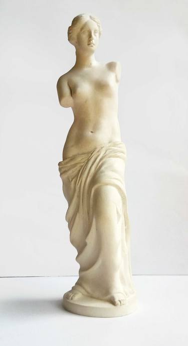 Venus (white) thumb
