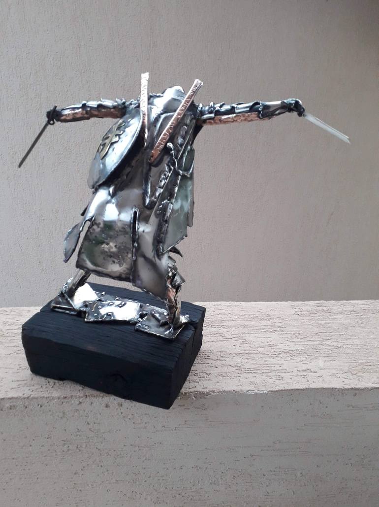 Original Figurative Men Sculpture by Marjan Ristovski