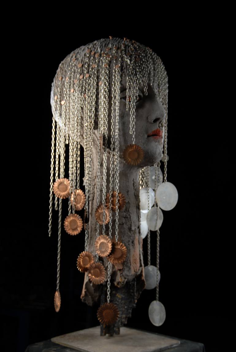 Original Figurative Women Sculpture by Georges Saulterre