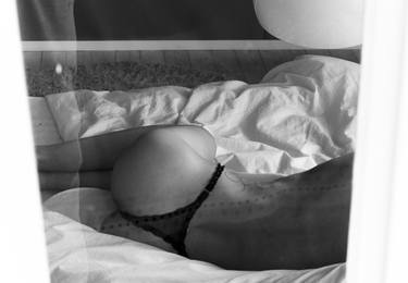 Original Photorealism Erotic Photography by Jens Kohlen