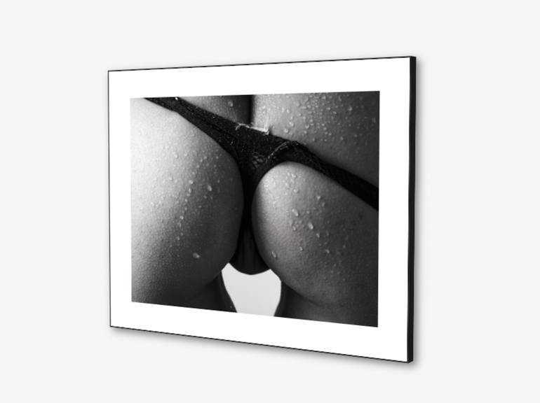 Original Photorealism Nude Photography by Jens Kohlen