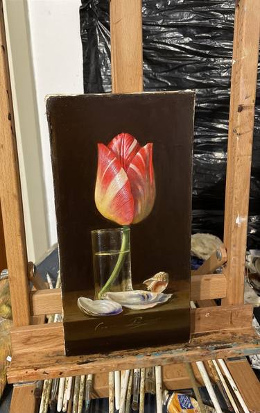 Red tulip and oysters thumb