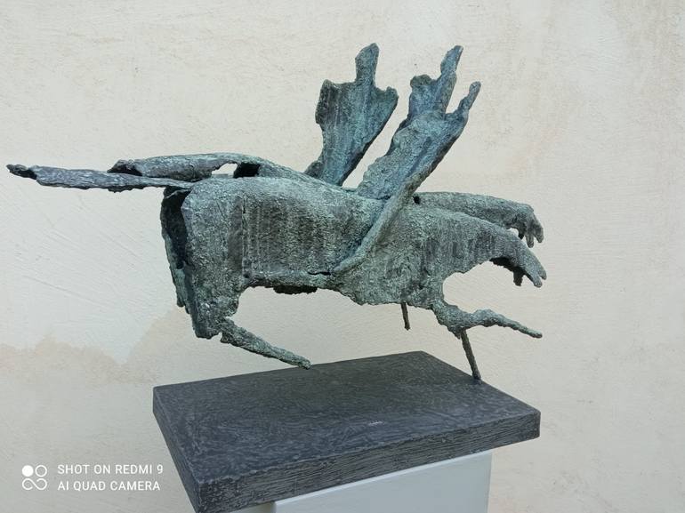 Original Figurative Animal Sculpture by Ionel Alexandrescu