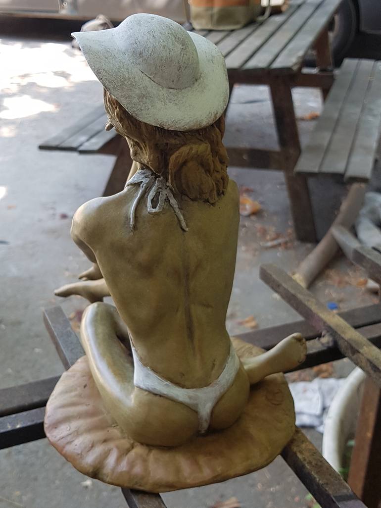 Original Body Sculpture by REMI COUDRAIN