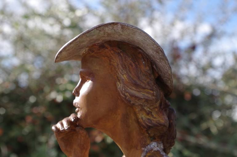 Original Figurative Women Sculpture by Remi Coudrain