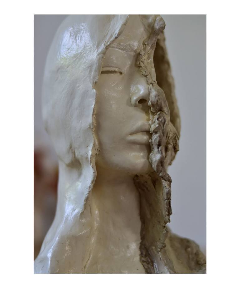 Original Portrait Sculpture by enon de Belen