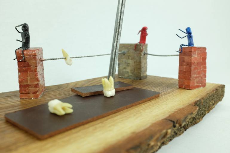 Original Figurative People Sculpture by Nikos Mantziaris