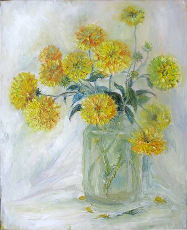 Bouquet of yellow flowers thumb