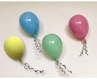 Wall mounted balloons (set of 4) thumb