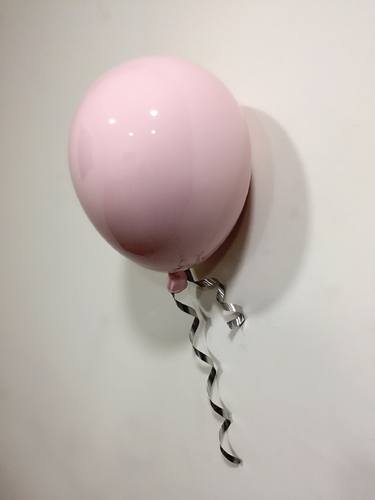 Wall mounted pink pastel balloon thumb