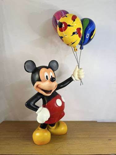 Mickey with balloons thumb