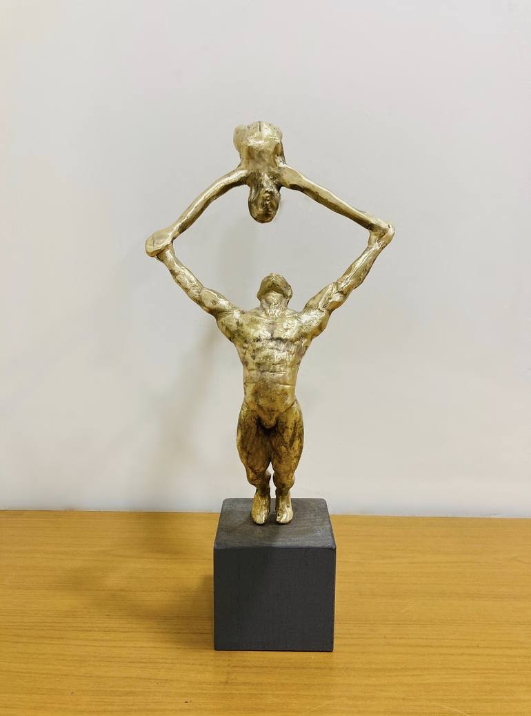 Original Sports Sculpture by V-POP by Vernika