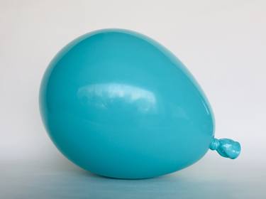 Turquoise balloon thumb