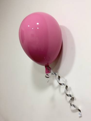 Wall mounted pink balloon thumb