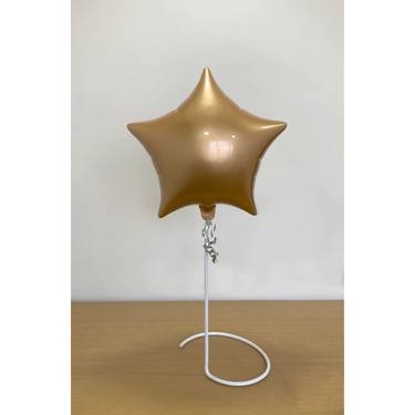 Golden star balloon thumb