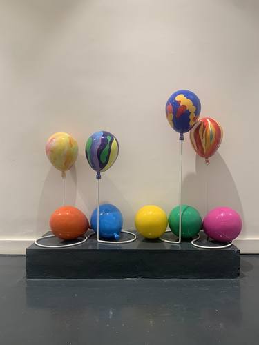 Balloon sculpture installation thumb