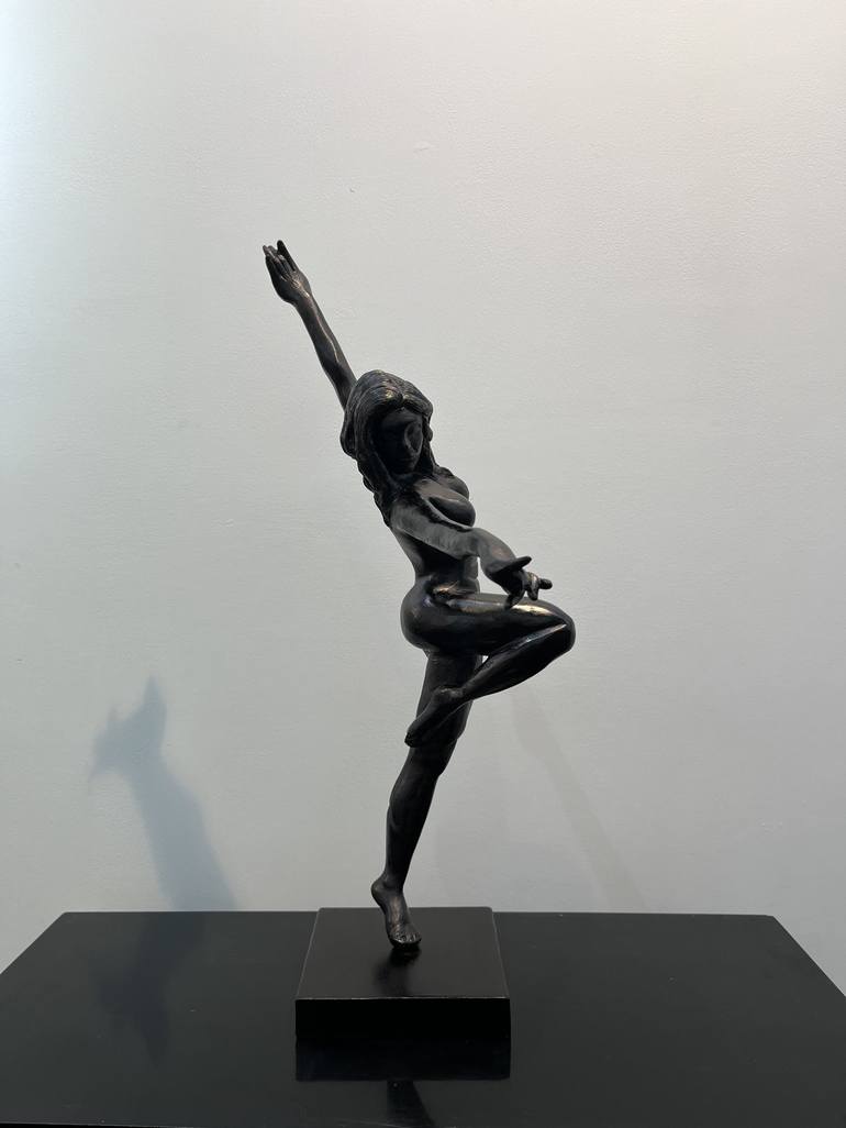 Original Figurative Sports Sculpture by V-POP by Vernika