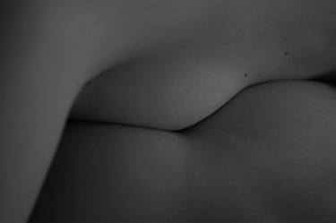 Original Black & White Erotic Photography by Yevgeniy Repiashenko