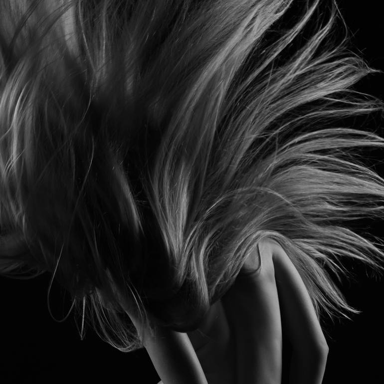 Original Black & White Nude Photography by Yevgeniy Repiashenko