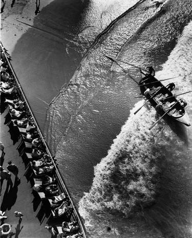 Max Dupain - Lifesavers, Manly - 1940s thumb