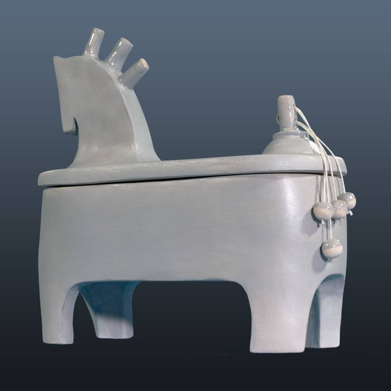 Original Cubism Animal Sculpture by Studio Vilkometria