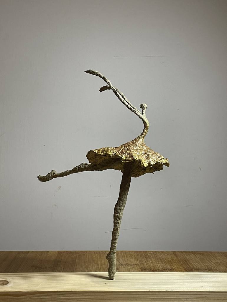 Original Minimalism Women Sculpture by Bita Anvari