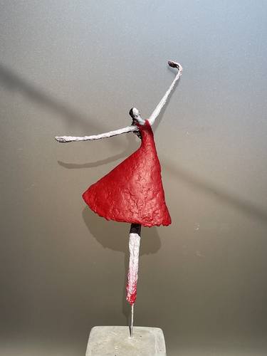 Original Minimalism Women Sculpture by Bita Anvari