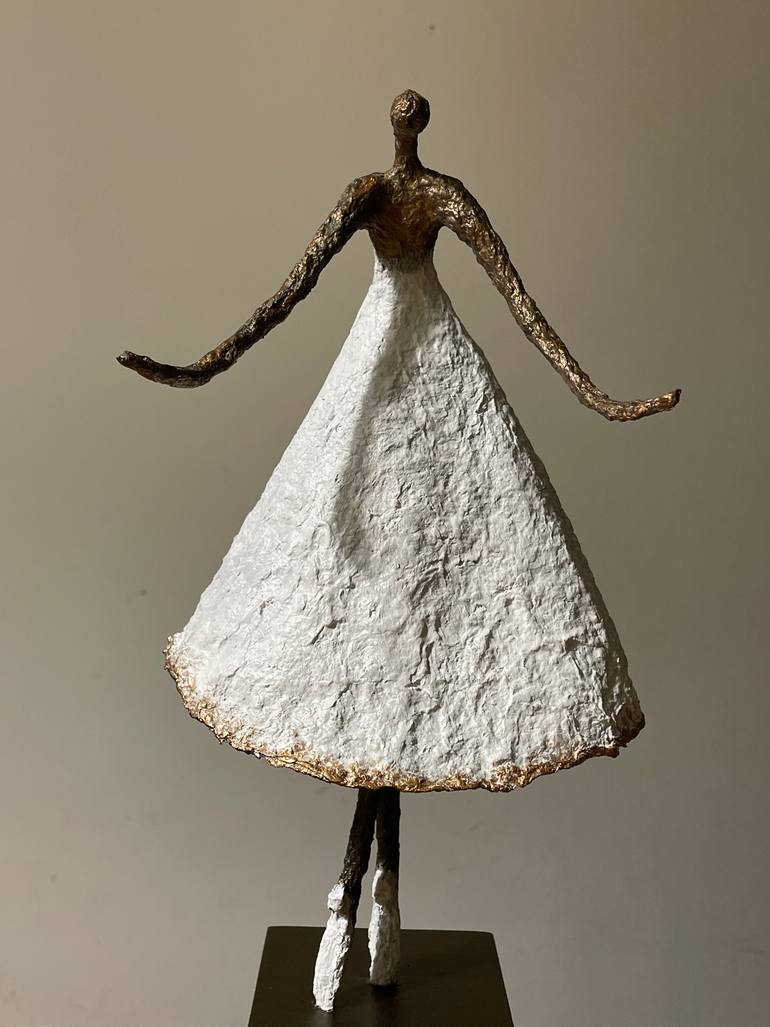 Original Minimalism Women Sculpture by Bita Anvari