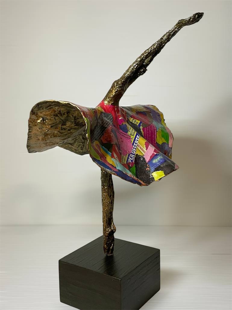 Original Minimalism Women Sculpture by Bita Anvari