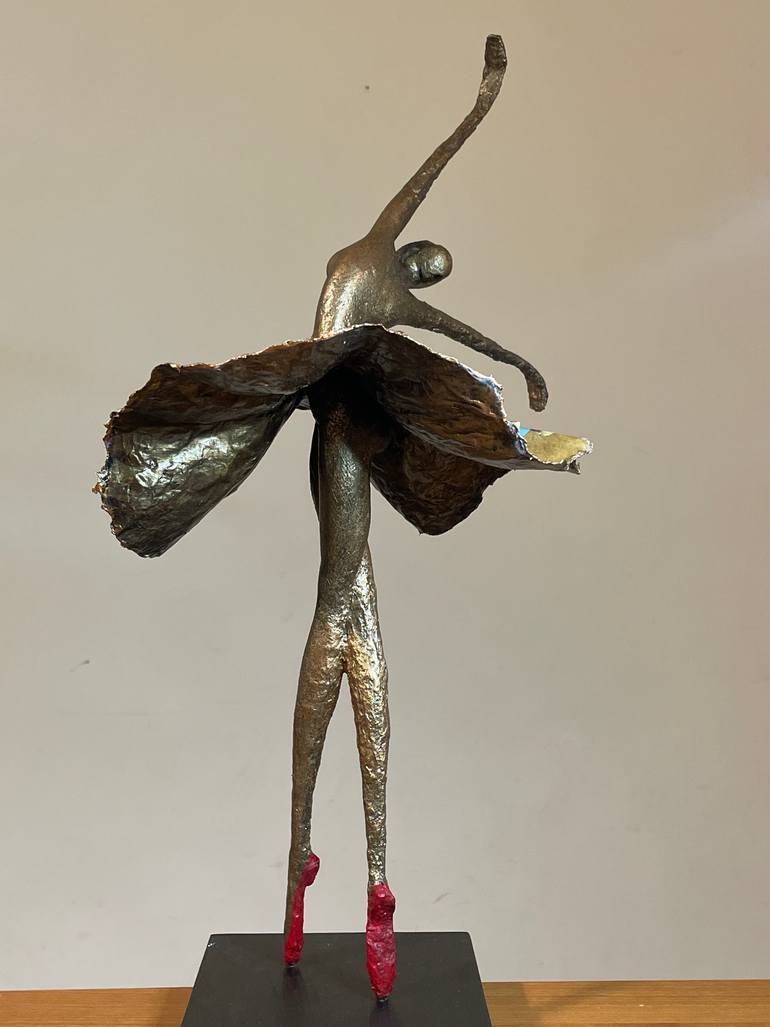 Original Minimalism Women Sculpture by Bita Anvari