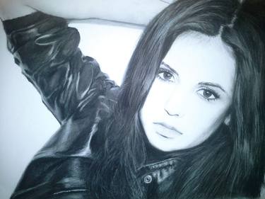 work2 Nina Dobrev (vampire diaries) thumb