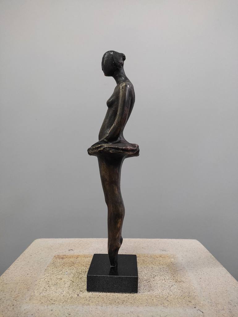 Original Body Sculpture by Vangelis Ilias