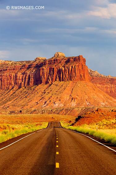 ROAD IN CANYONLANDS UTAH AMERICAN SOUTHWEST LANDSCAPE - Limited Edition of 100 thumb